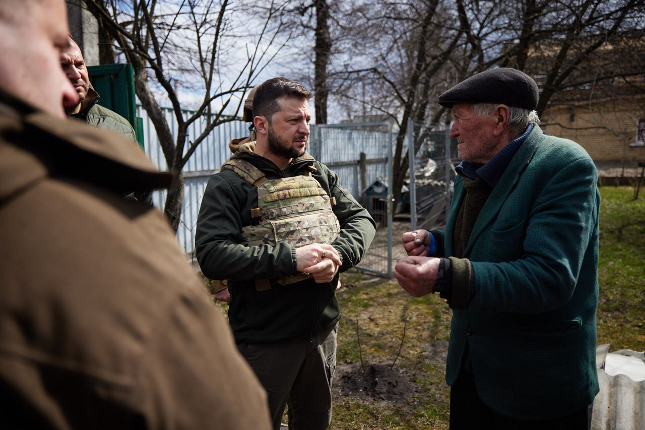 Він запевнив: держава зробить усе, аби повернути в понівечені міста життя