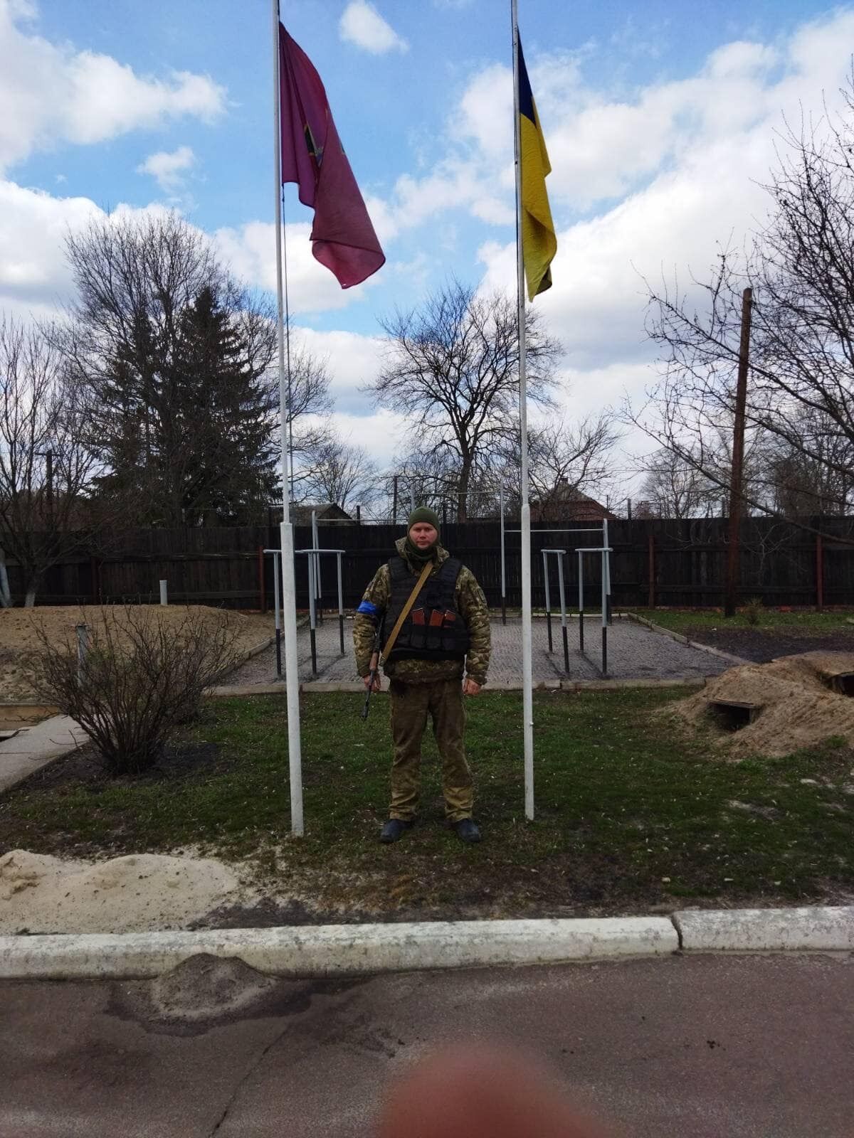 Українські захисники вивісили наш прапор
