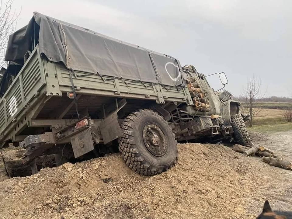 ЗСУ провели вдалу атаку на ворога та захопили трофеї: у Генштабі показали фото