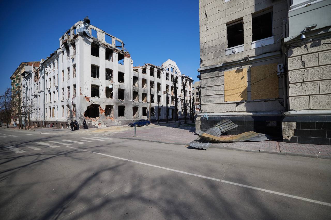 Разбомбленные оккупантами здания Харькова