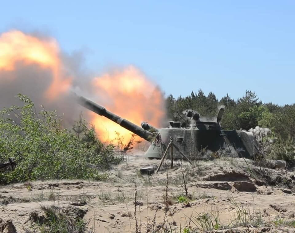 Захисники України дають гідну відсіч ворогу