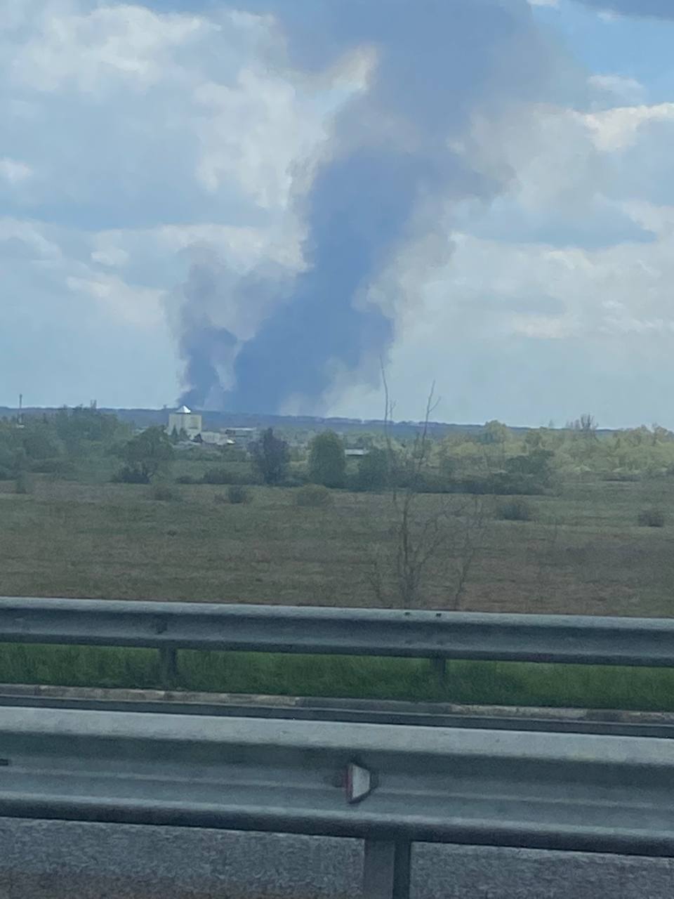 Його видно здалеку