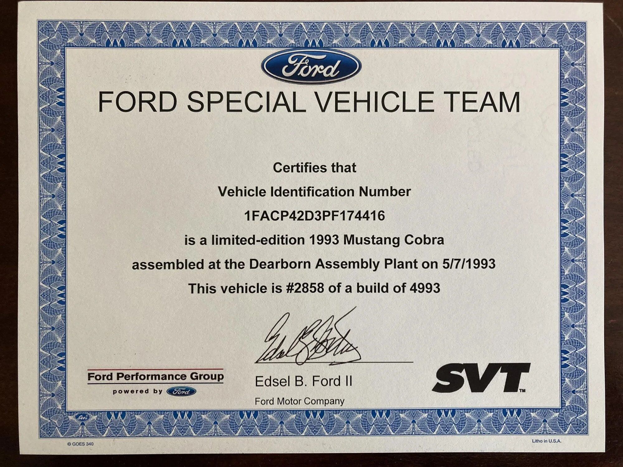 Автомобиль имеет сертификат подлинности SVT Certificate of Authenticity