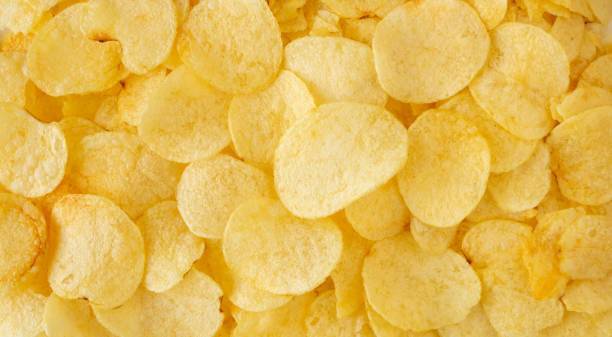 Рецепт хрустящих чипсов из картофеля за 5 минут