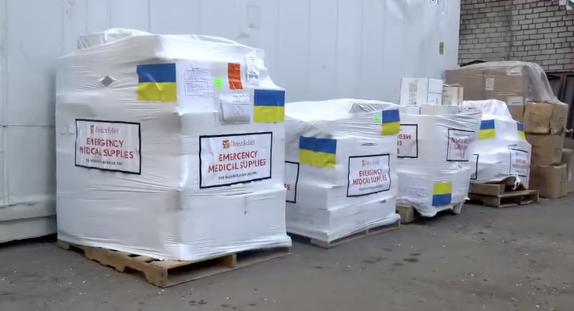 Фуру с лекарством из Калифорнии получили "TAPS-Украина" и волонтеры Днепра