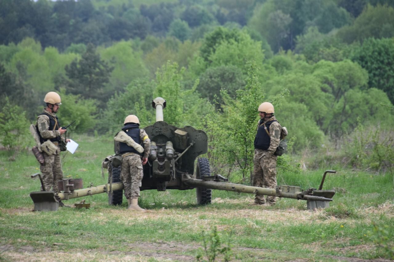 Підрозділи піхотинців удосконалять свої вміння в наступі