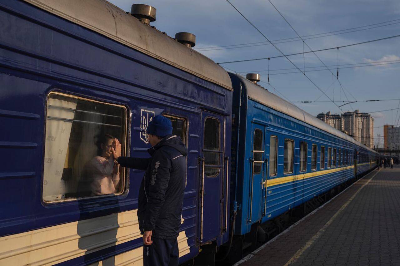 Мільйони українських сімей розлучилися через війну