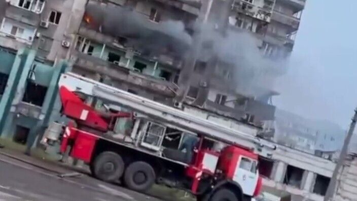 Оккупанты устроили пожары в Мариуполе