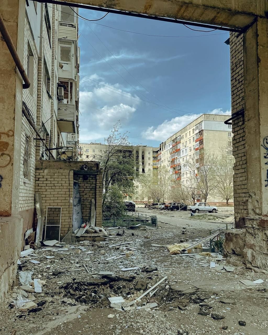 Последствия обстрелов Луганской области военными РФ