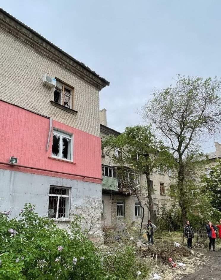Оккупанты обстреливают жилую инфраструктуру Луганщины