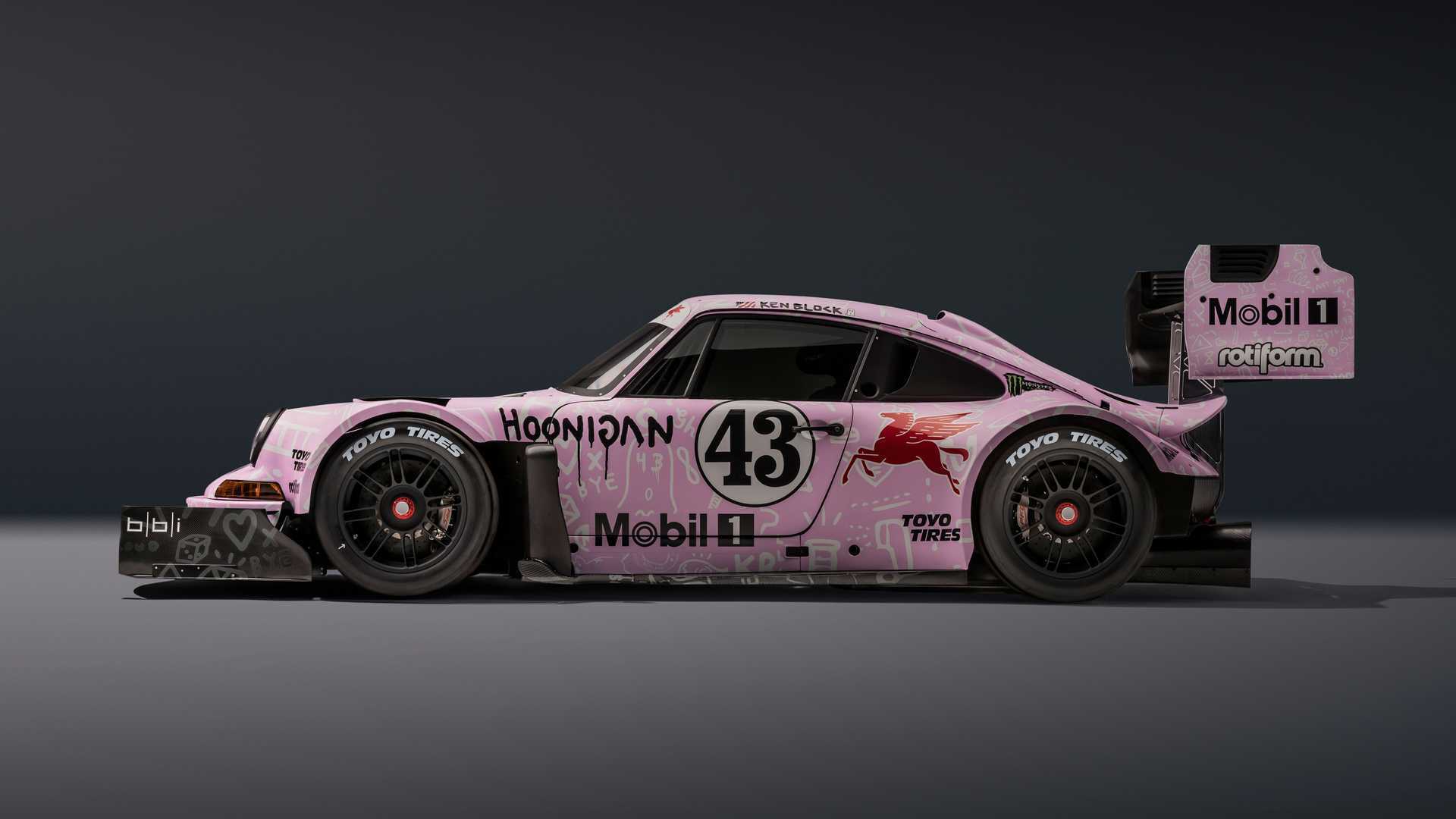 За основу для своего нового болида Блок выбрал классический Porsche 911, который радикально переработали