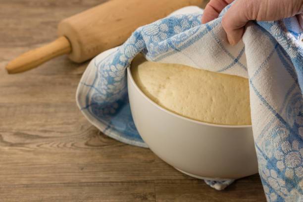 Ідеальне тісто для пиріжків, які вийдуть пишними та смачними: рецепт від кулінарки