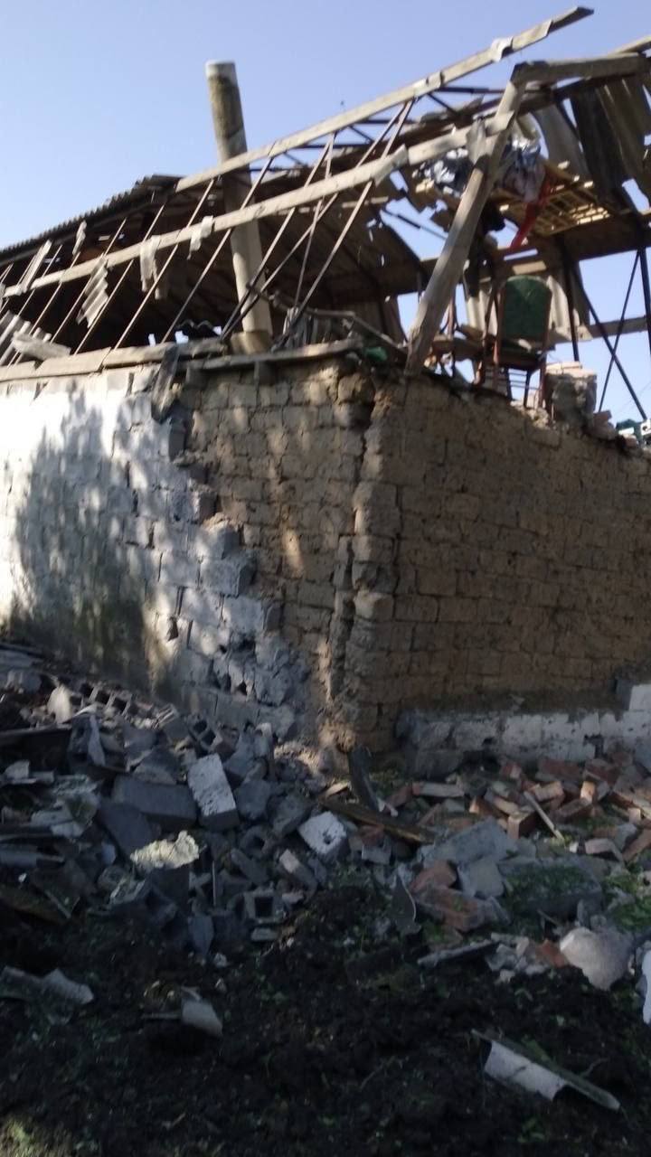 Внаслідок обстрілів зруйновано будинки