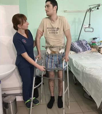 Глеб Стрижко в больнице .