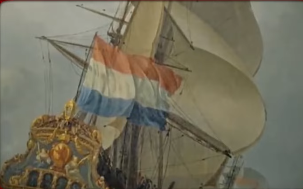 Флаг РФ копировал цвета нидерландского флага