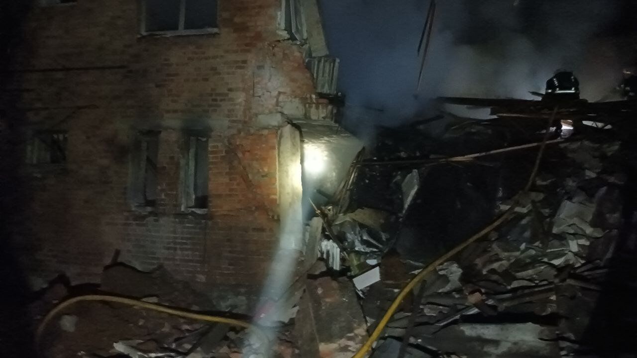 Один из разрушенных домов на Харьковщине