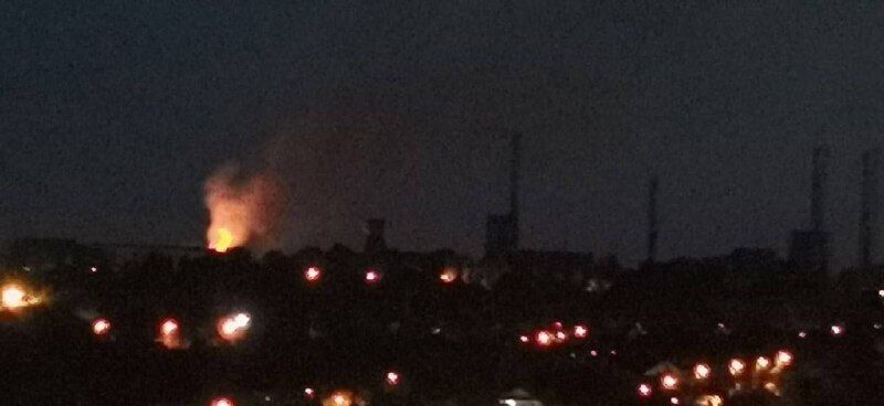 В Донецке горел склад боеприпасов.