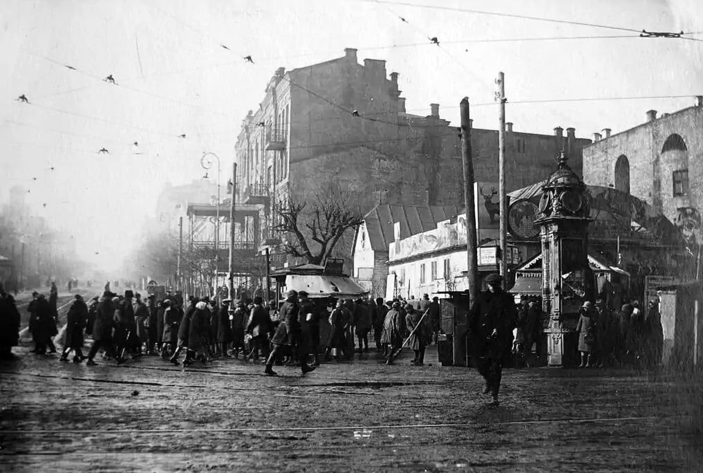 Вулиця Хрещатик близько 100 років тому.
