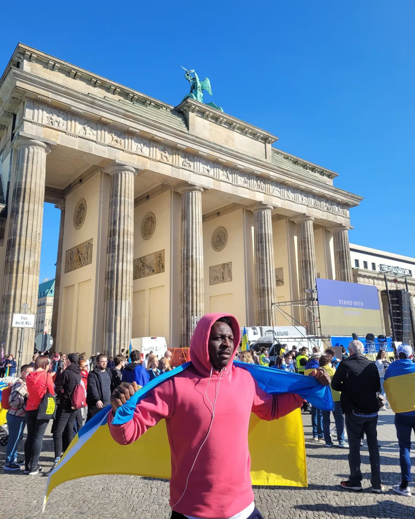 Окодува в Берлине на митинге в поддержку Украины