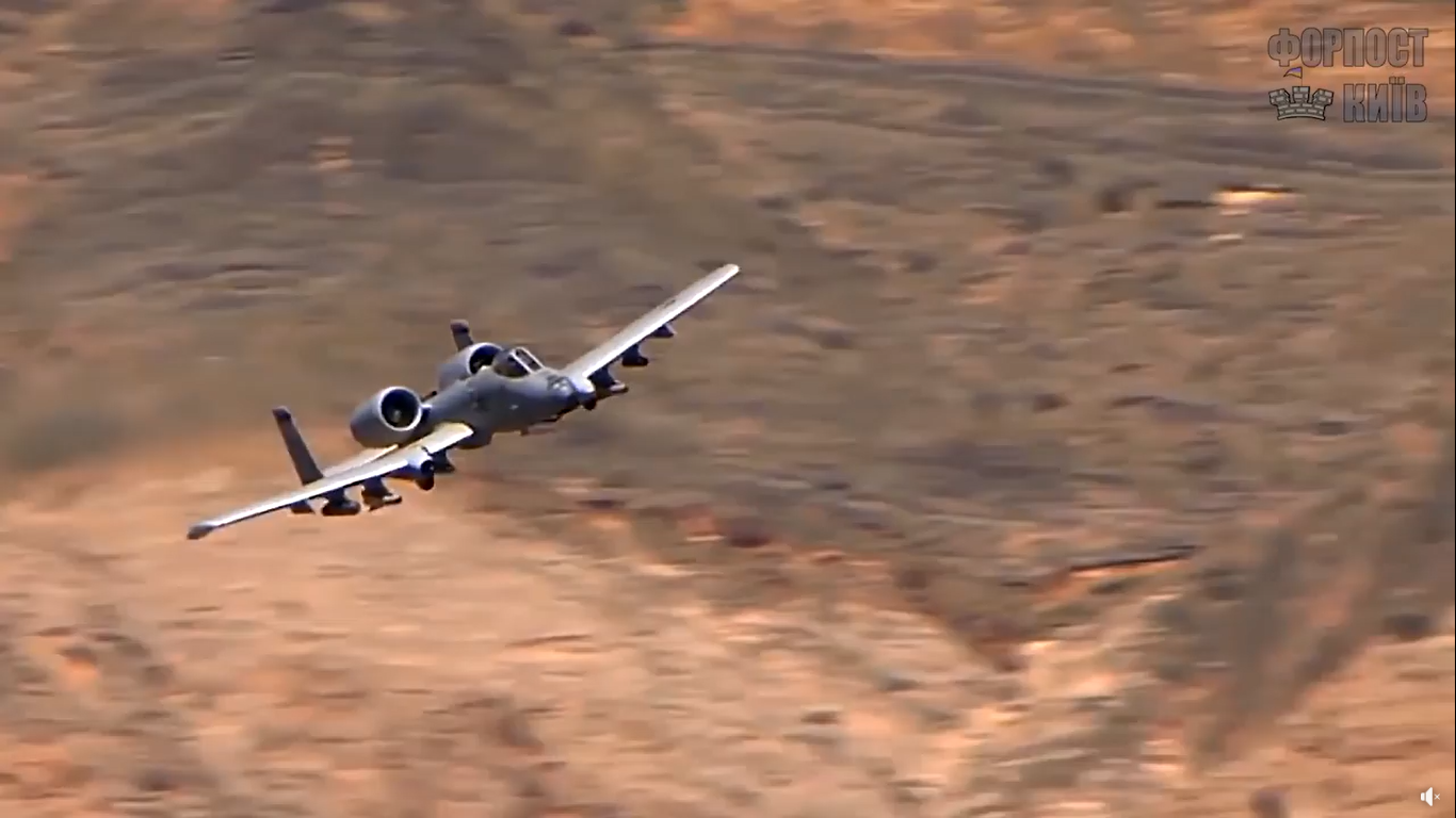 Штурмовики А-10 Thunderbolt