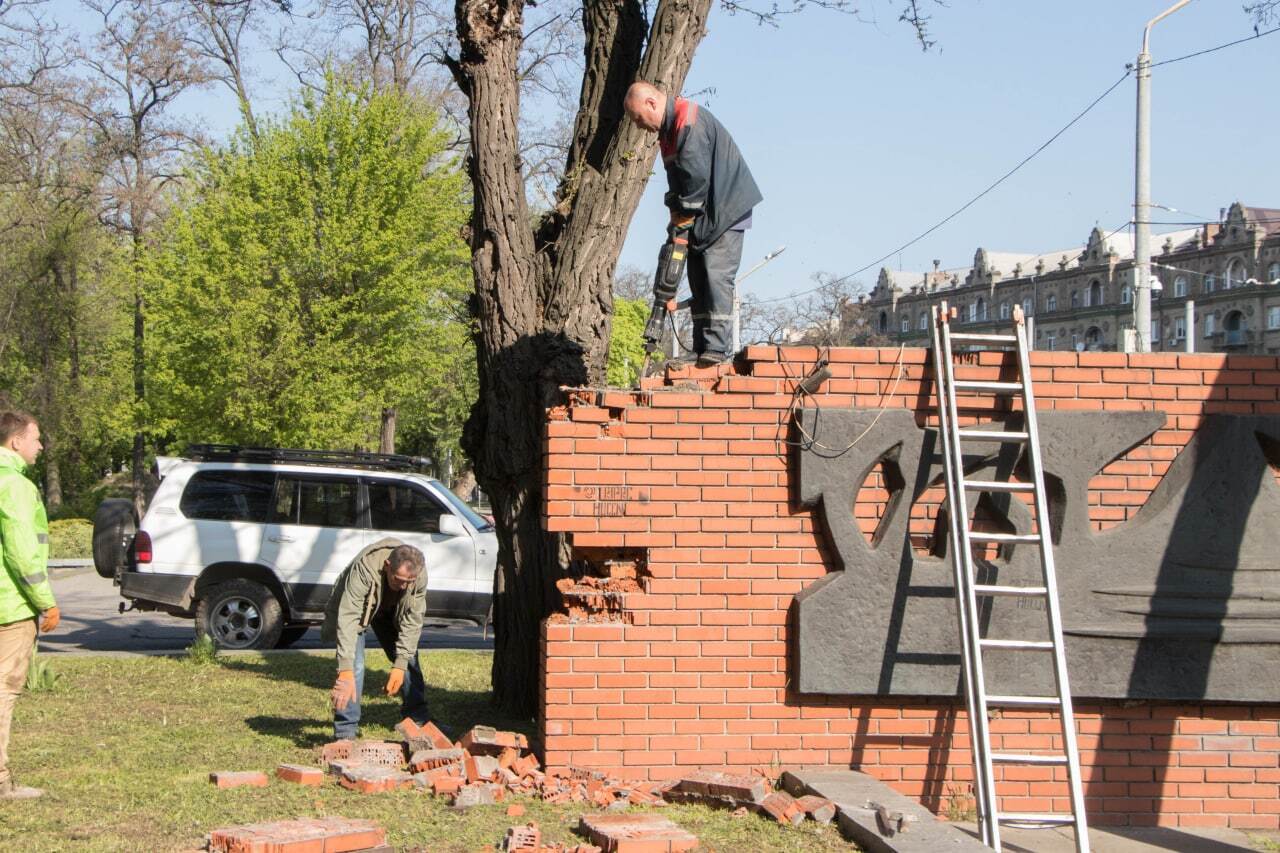 Зараз демонтовано ті об’єкти, які свого часу не потрапили під декомунізацію, –  Антон Андрієнко