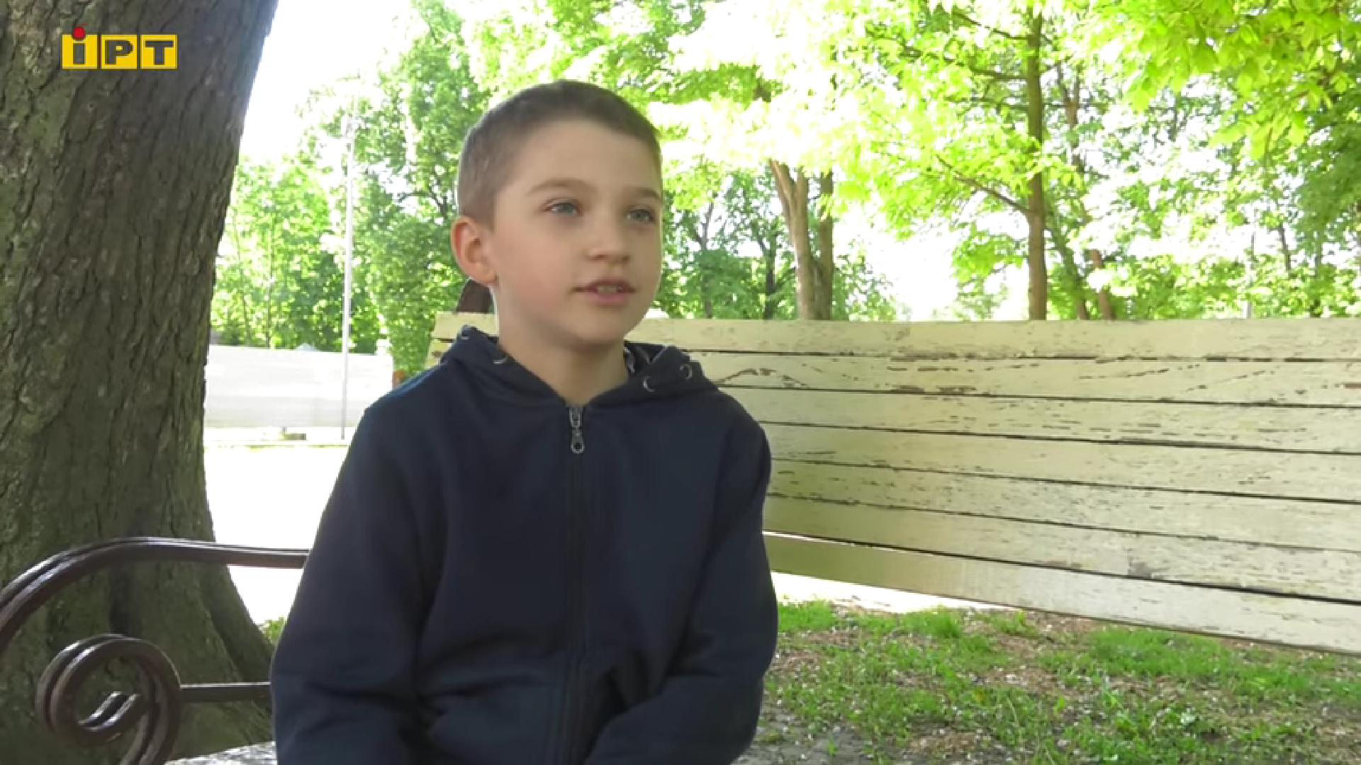 8-летний мальчик из Полтавы отдал деньги, которые собирал четыре года, на автомобиль для ВСУ. Видео