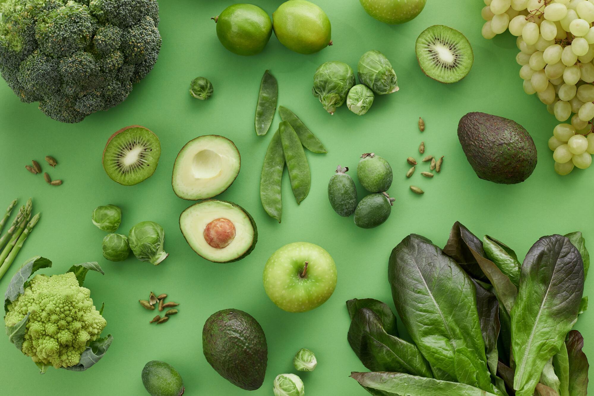 Можно ли греть овощи и фрукты в микроволновке