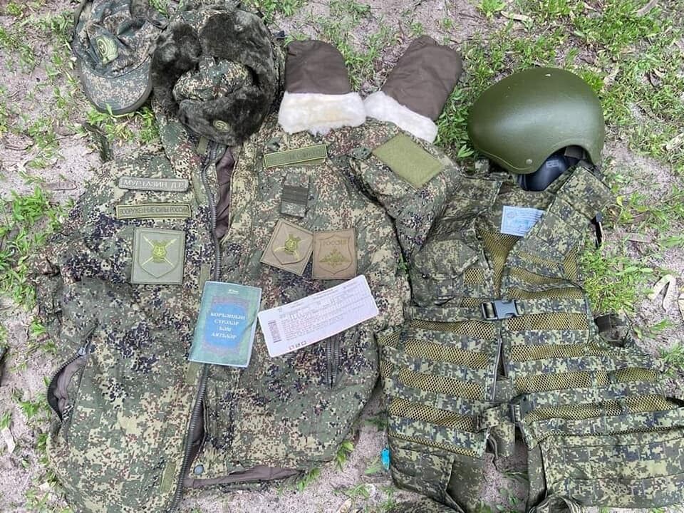 Українські захисники нищать техніку й живу силу ворога