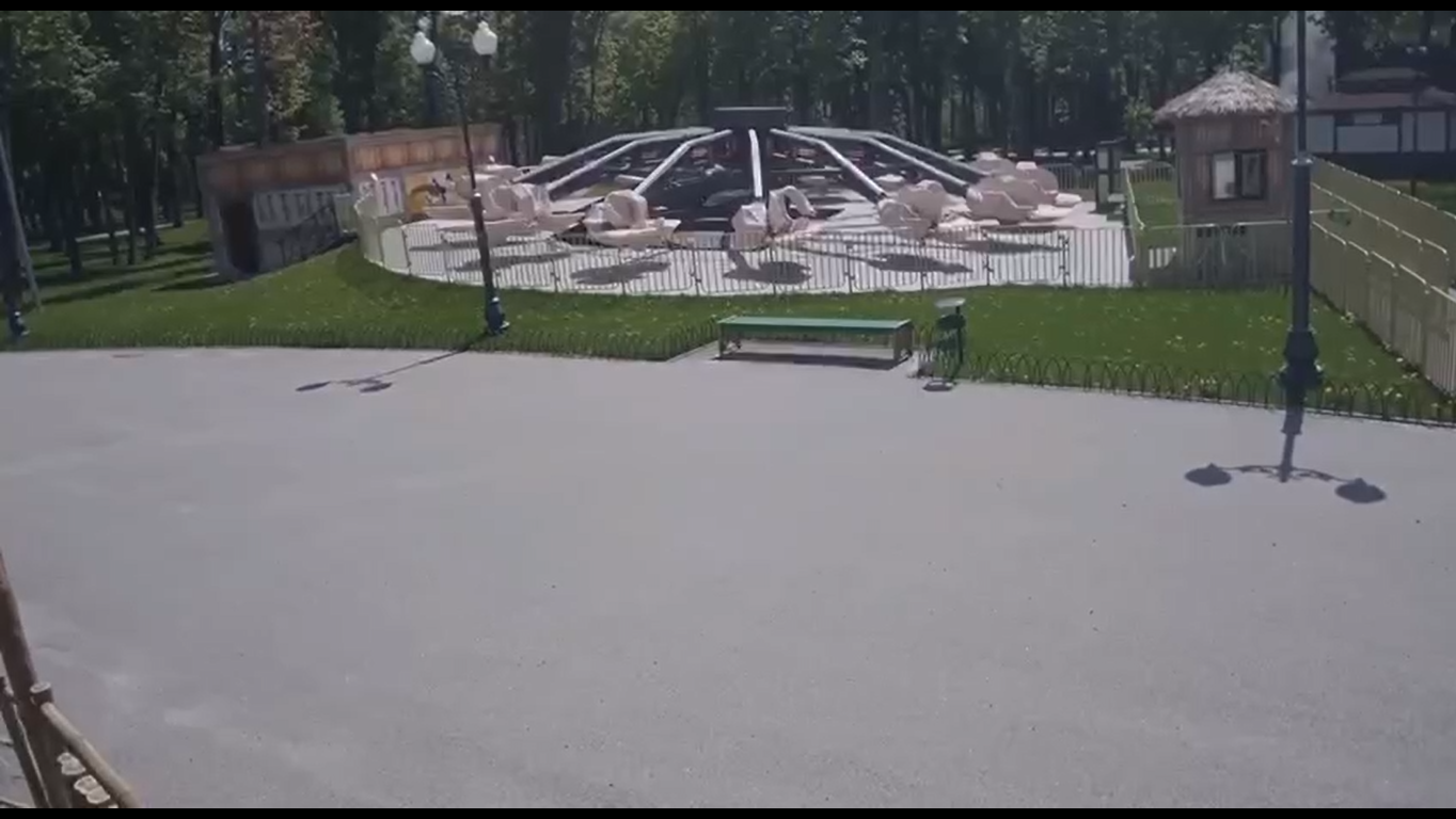 Російські війська обстріляли парк Горького
