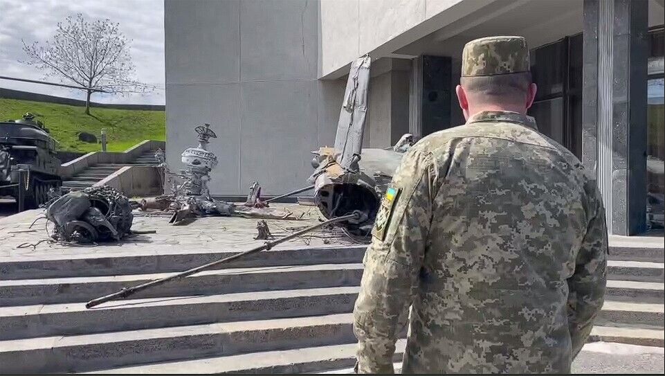 Влада збирає докази нападу окупантів на столицю України.
