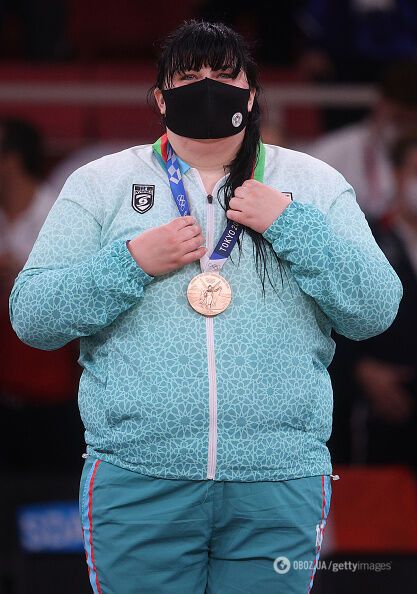 Ірина Кендзьорська з медаллю Олімпіади
