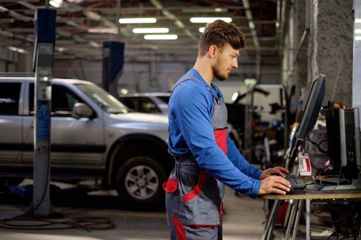 Где самый большой выбор автозапчастей в Украине