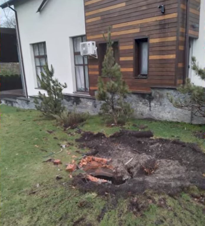 Окупанти обстрілювали будинки