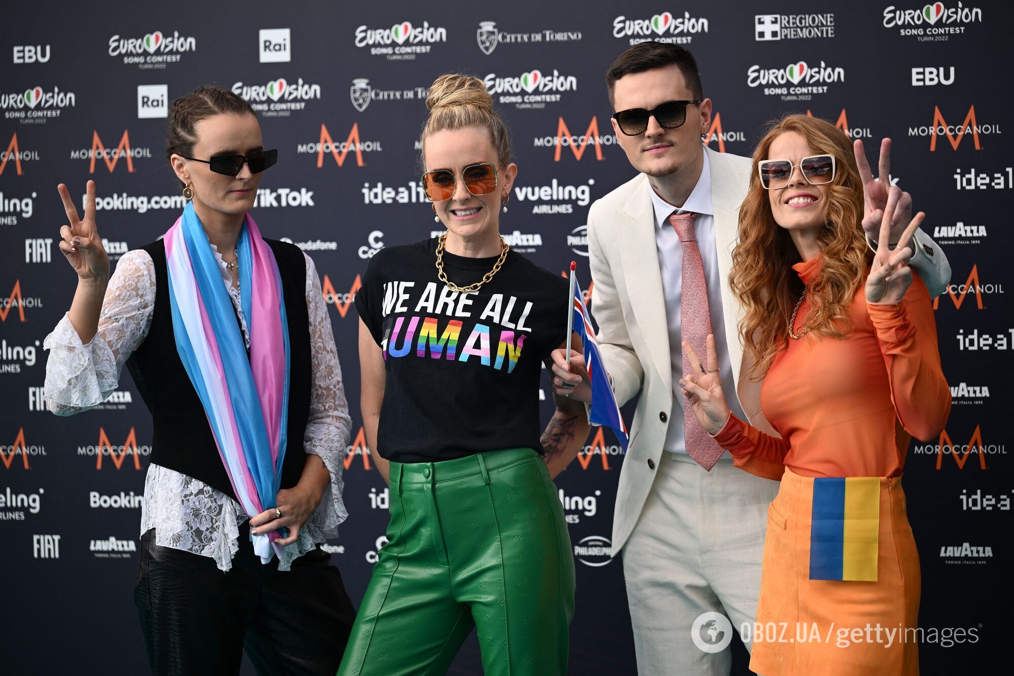 На торжественном открытии Евровидения-2022 в Турине конкурсанты из разных стран поддержали Украину