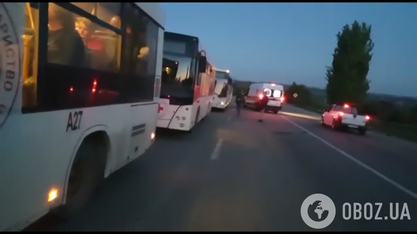 Автобусы с эвакуированными