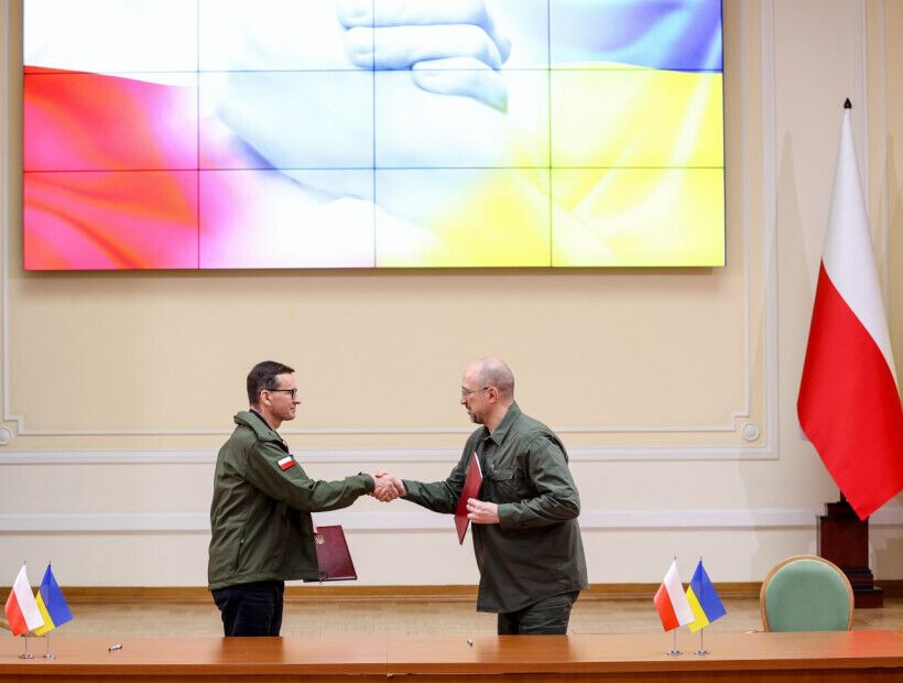 Україна і Польща підписали низку урядових угод