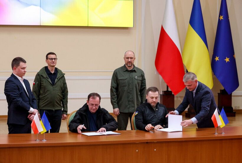 Украина и Польша подписали ряд правительственных соглашений 