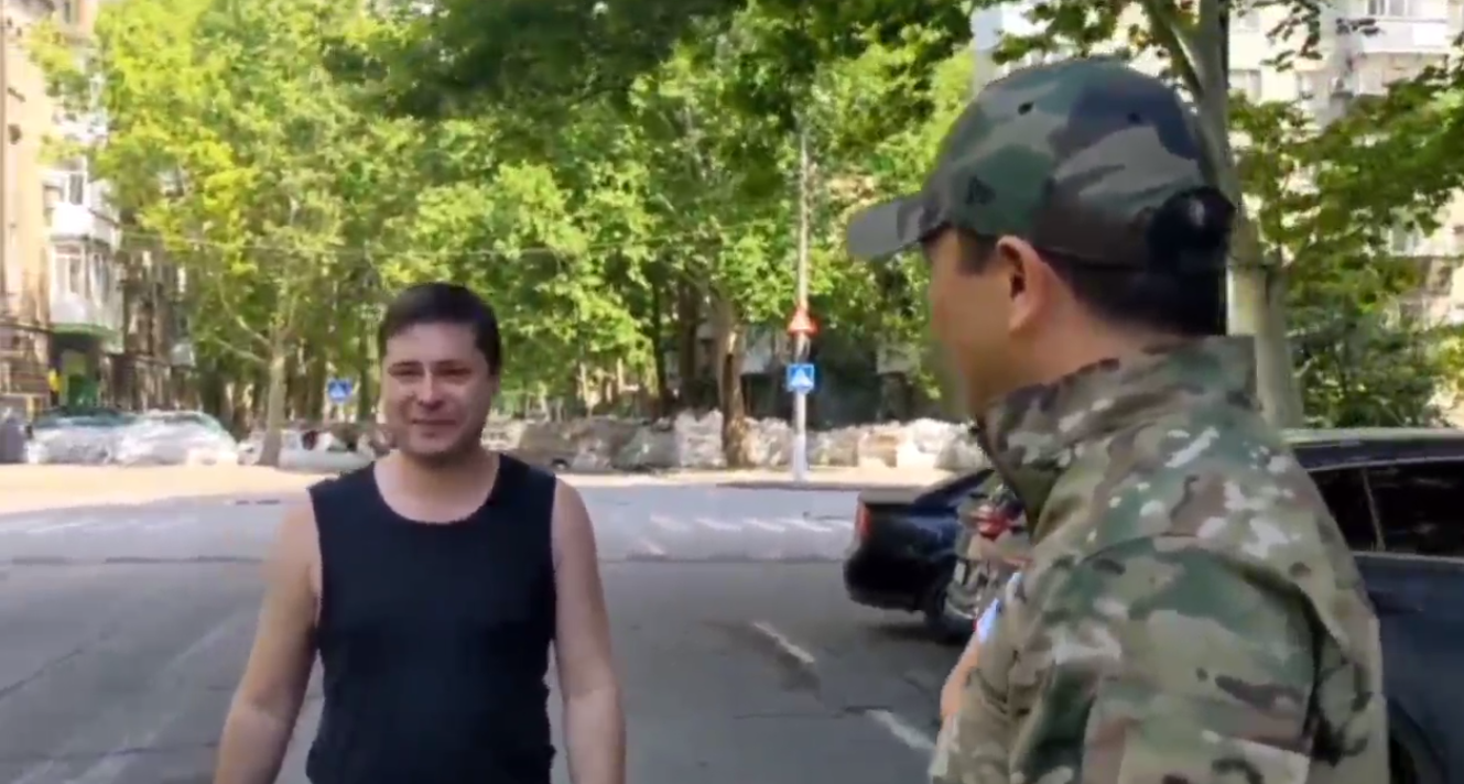 Олег Пилипенко та ще четверо мирних жителів Миколаївщини повернулися з полону.