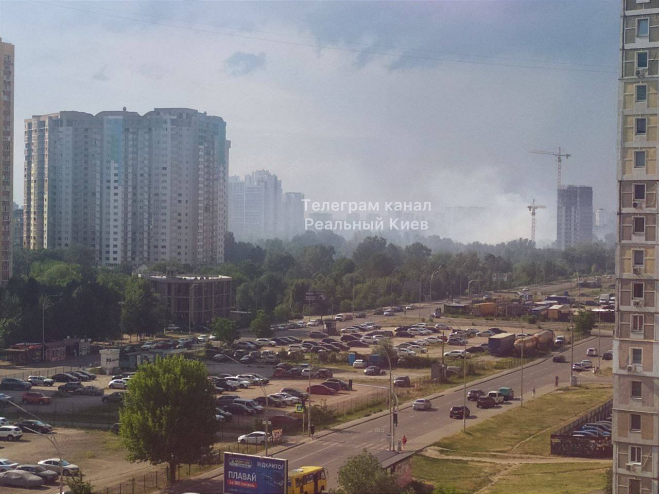 В Киеве возник мощный пожар