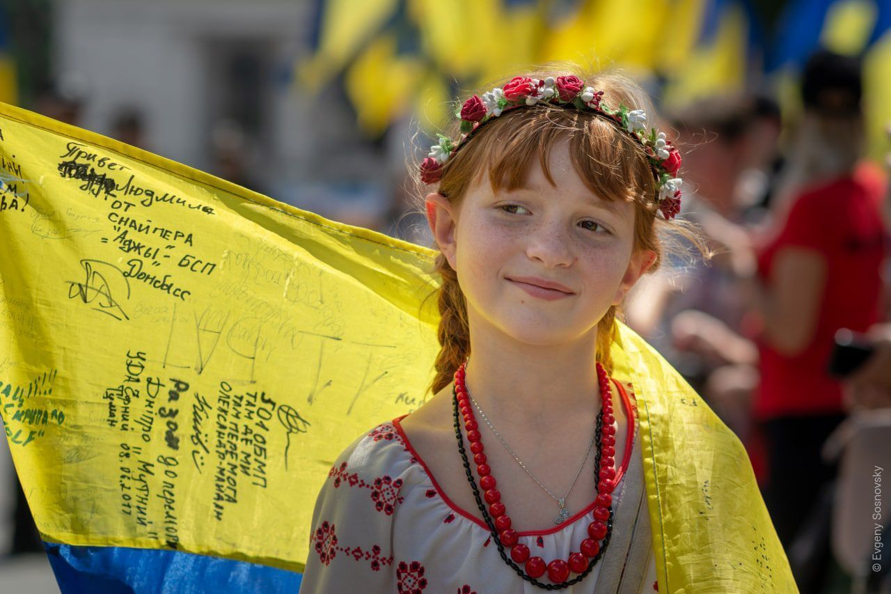 Мариуполь празднует годовщину освобождения от российских оккупантов в 2021 году