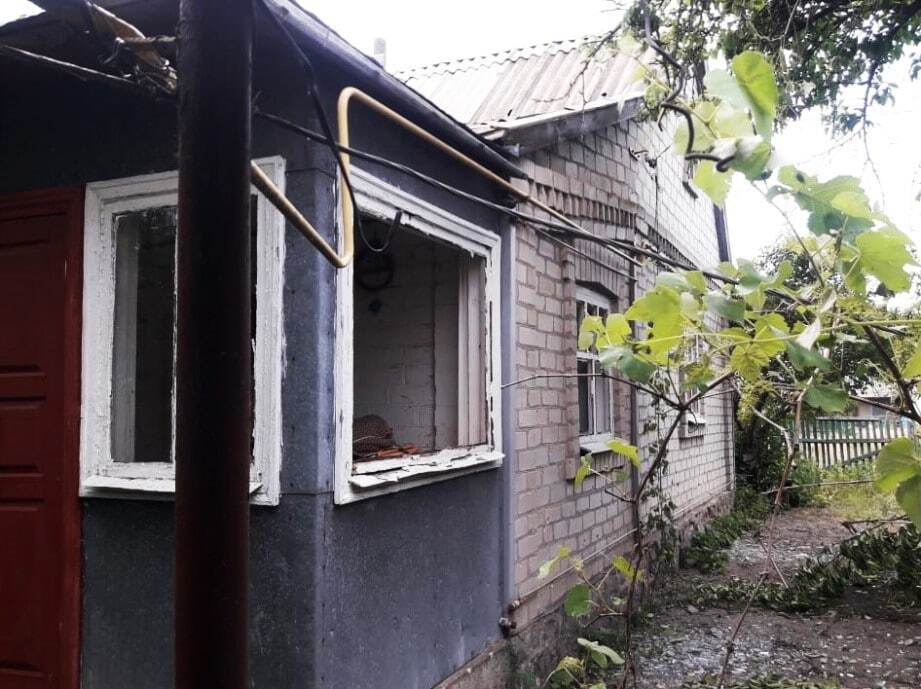 Окупанти обстріляли житлові будинки в Гуляйполі на Запоріжжі: поранено чотирьох людей. Фото