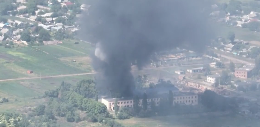 Нацгвардійці та воїни ЗСУ знищили штаб окупантів на Харківщині: яскраве відео
