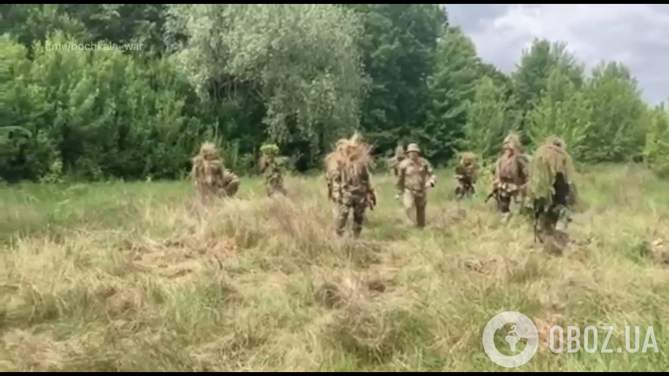 Українські бійці показали дива маскування