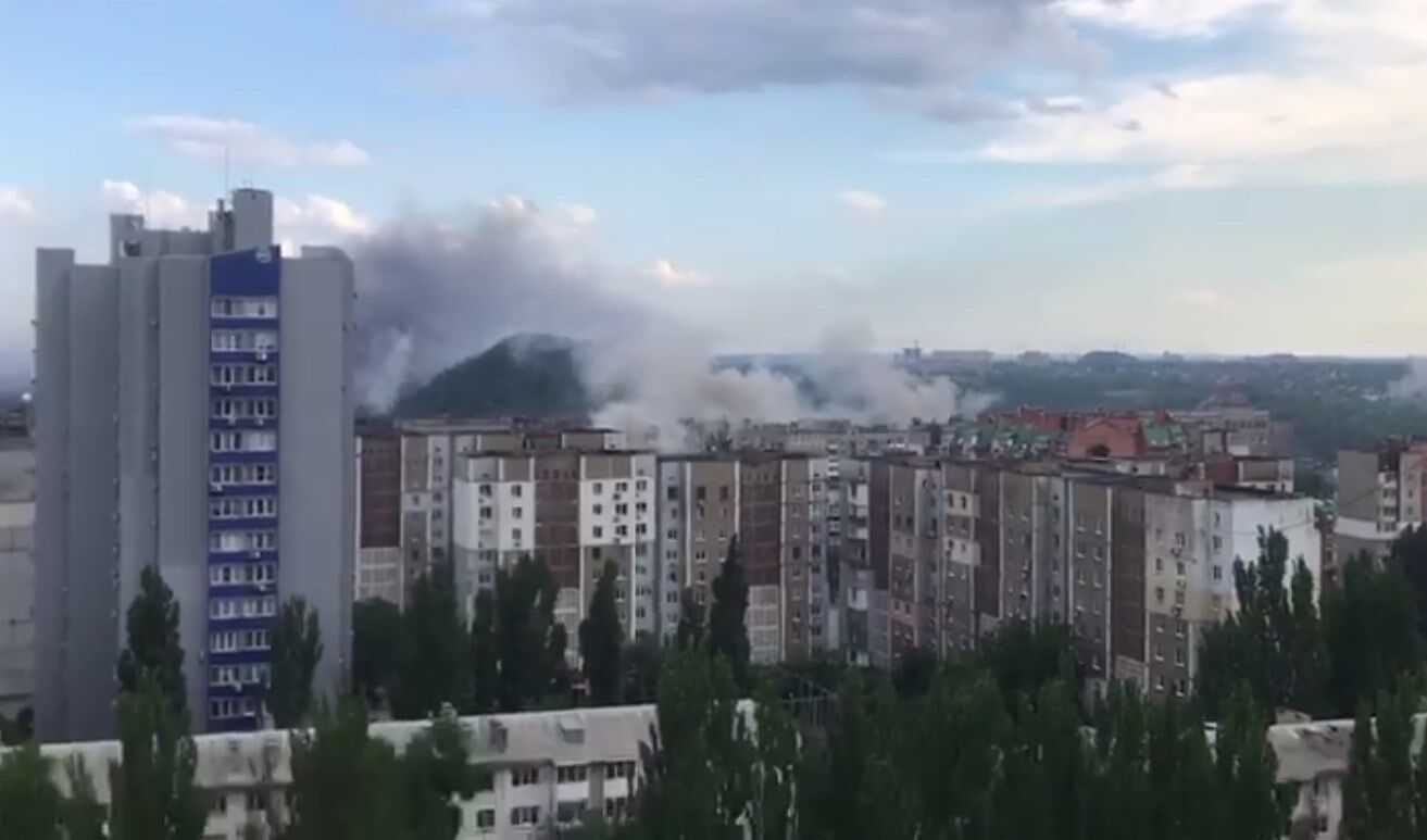 Обстрел Донецка 13 июня – район Шахтерской площади.
