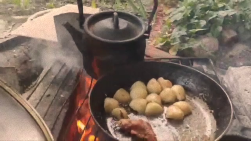 Типичное утро мариупольцев