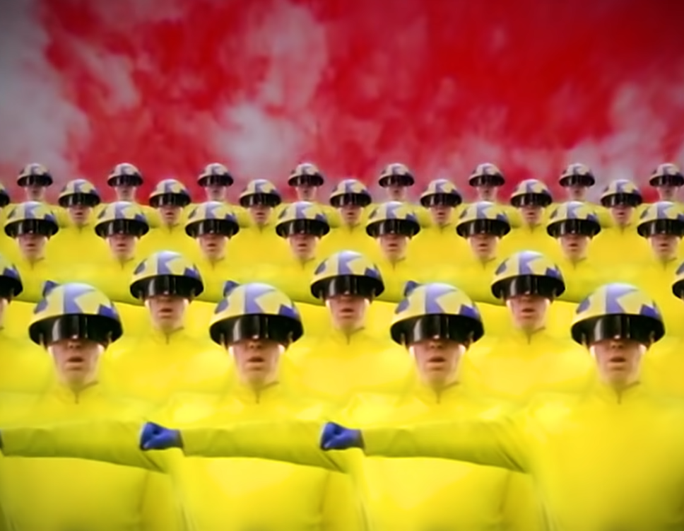 Фанаты дуэта Pet Shop Boys по-новому взглянули на их клип 1993 года
