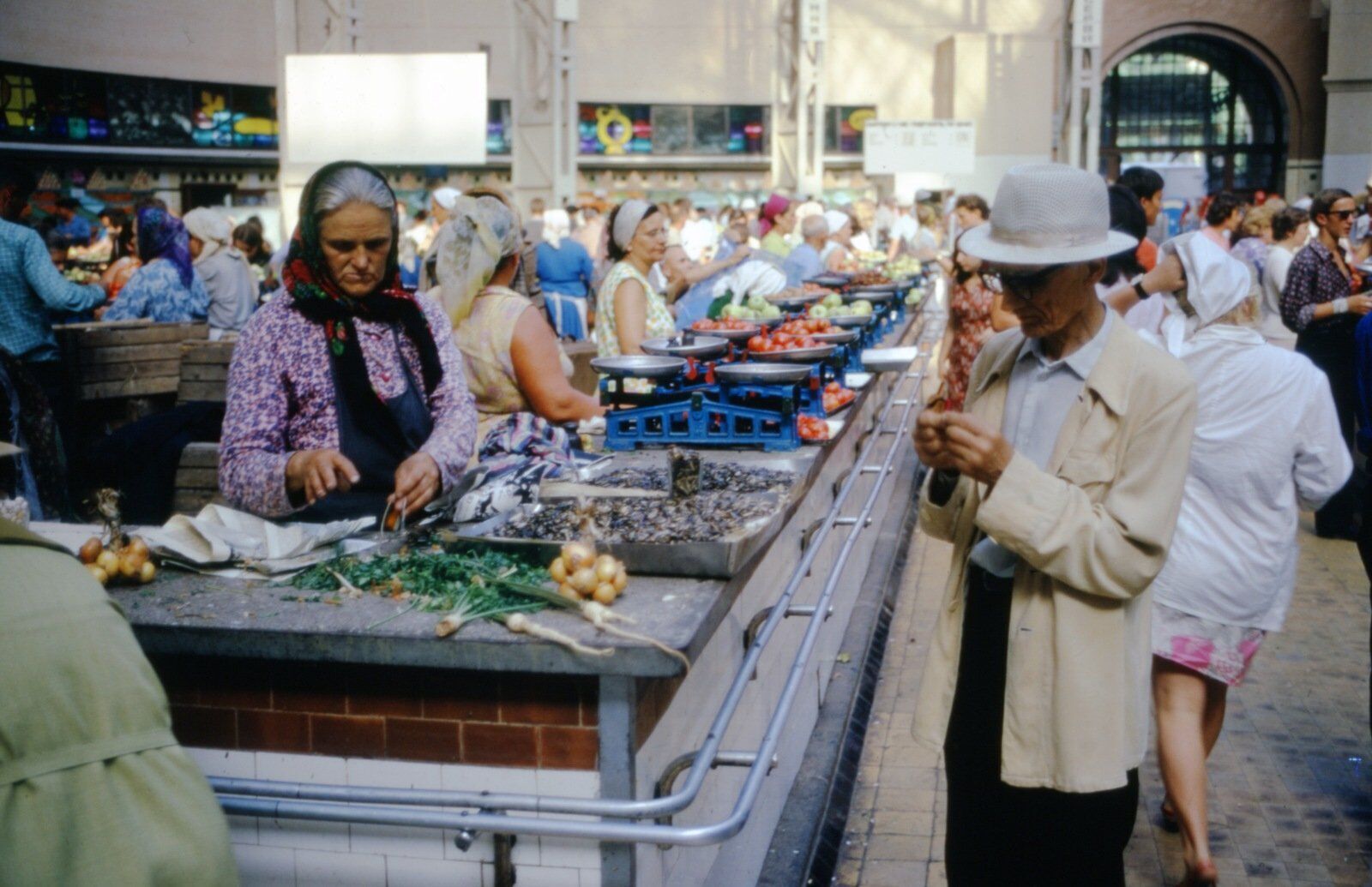Бессарабский рынок в Киеве.