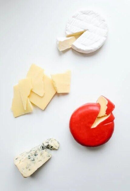 Разные виды сыров