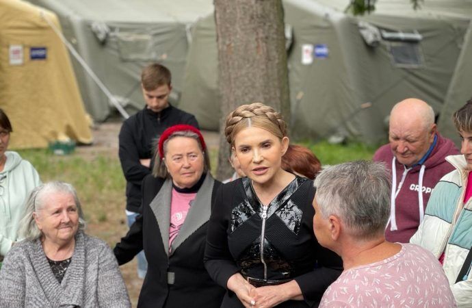с 1 сентября люди должны проживать в домах, – Тимошенко