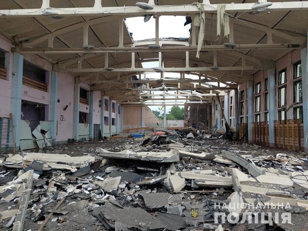 Российские войска обстреляли спортивный комплекс ''Политехник'' в Харькове